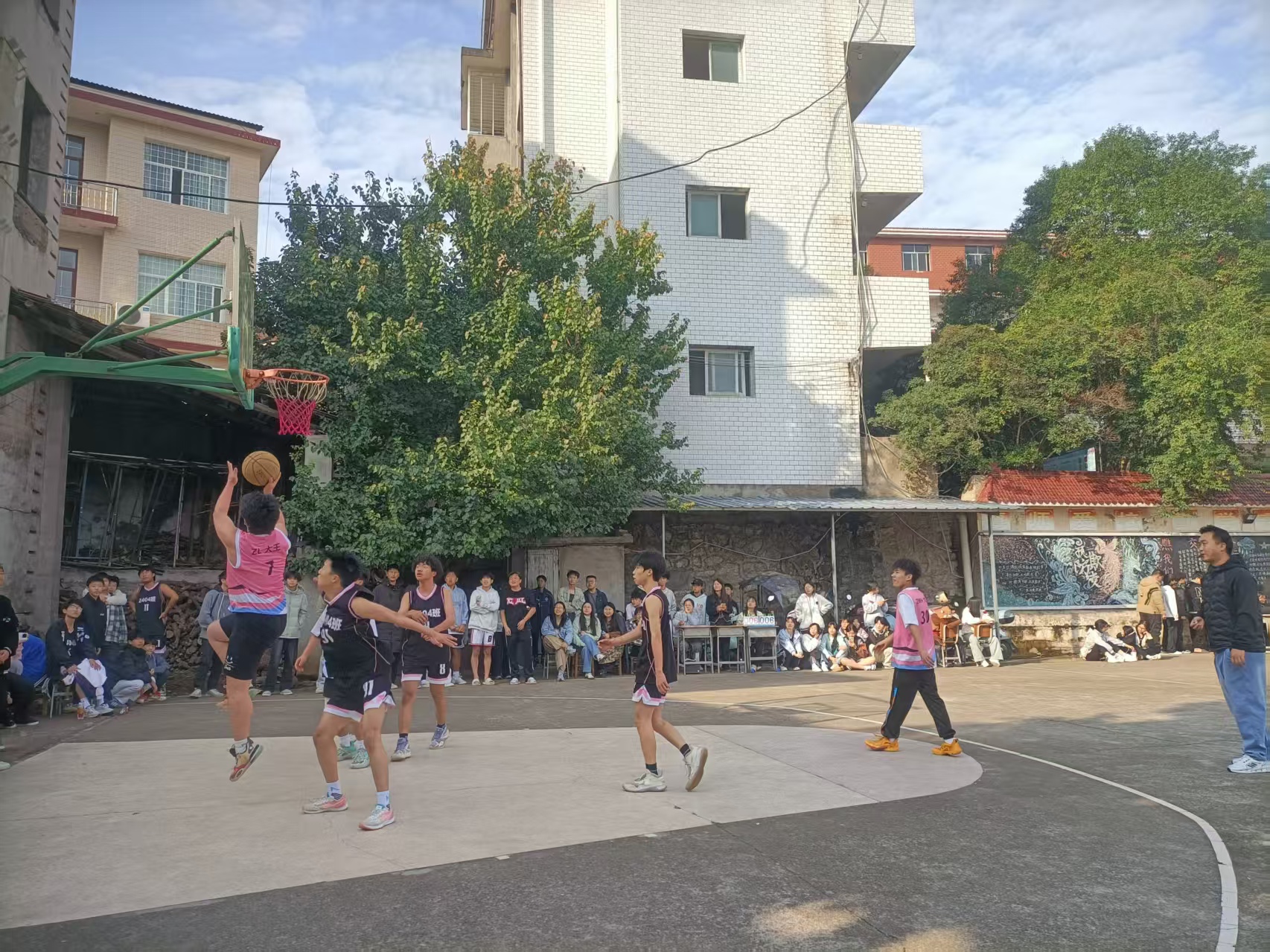 【最新】“迎‘篮’而上，以球会友”校园篮球赛圆满落幕(pic5)